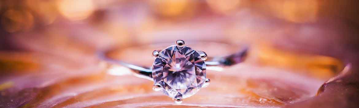 U toku je snizenje nakita sa Dijamantima od - 10%